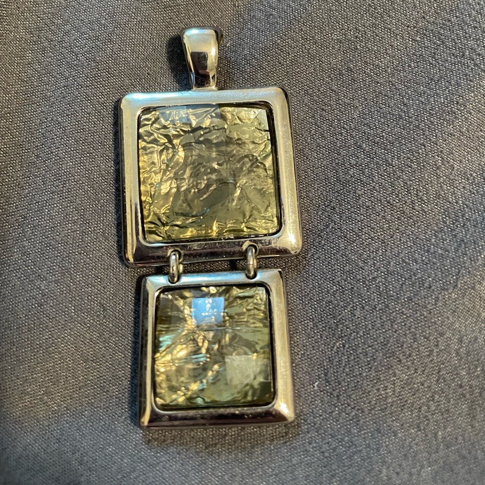 Lia Sophia pendant slide - Reflex